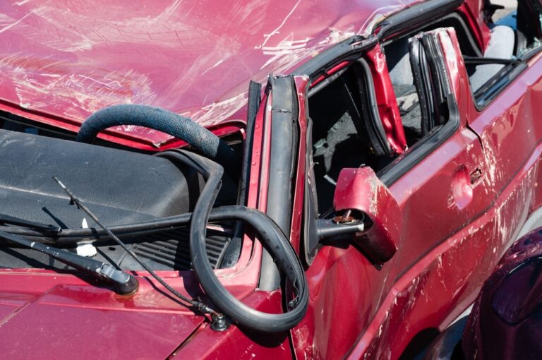Ford Truck Roof Collapse due to vehicle defect